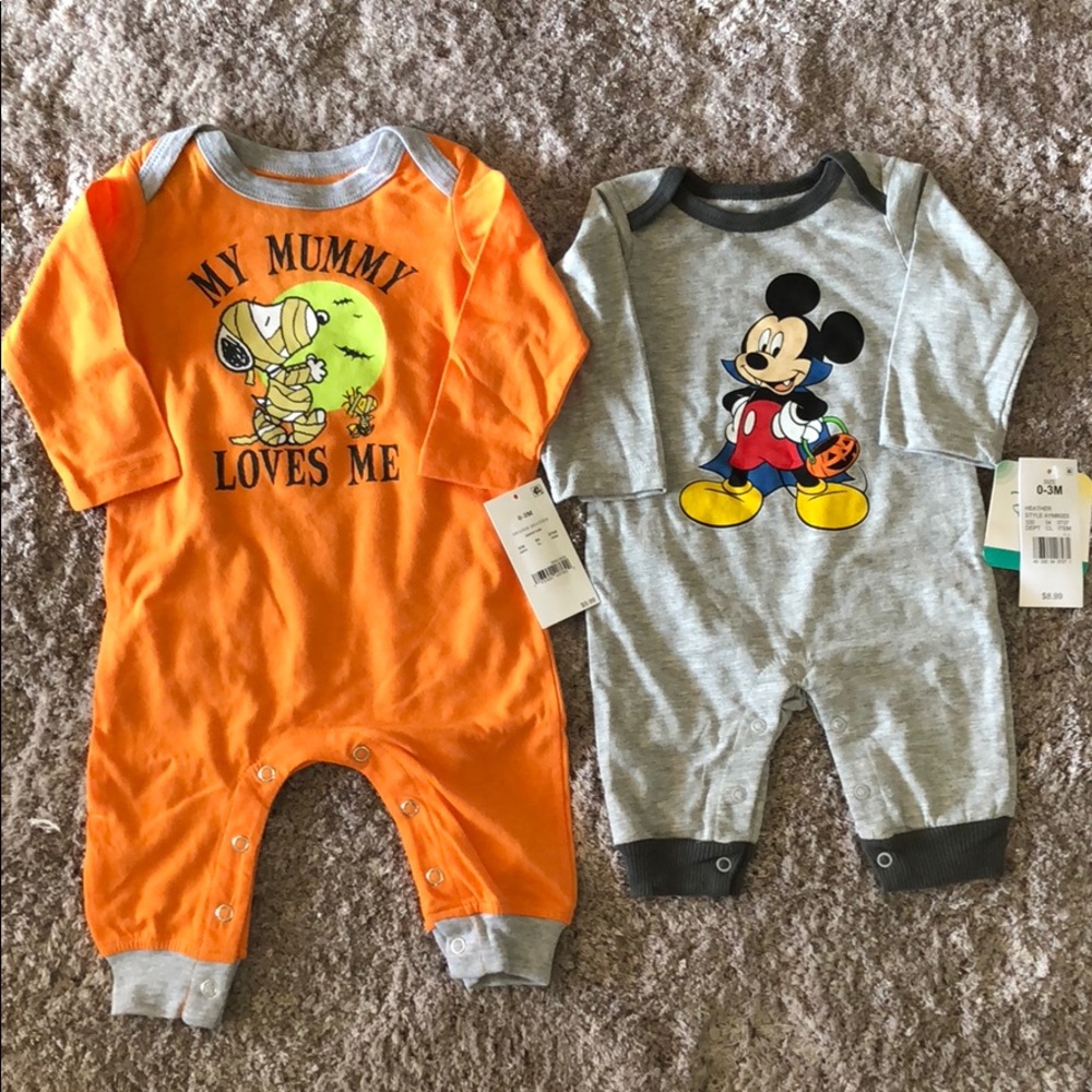 NWT Baby’s onesie Halloween themed bundle